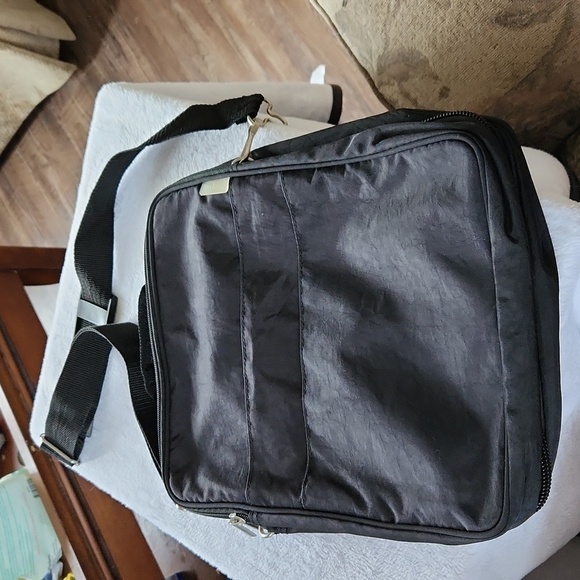 Black Laptop/ Tablet Bag by Brookstone - Picture 1 of 5